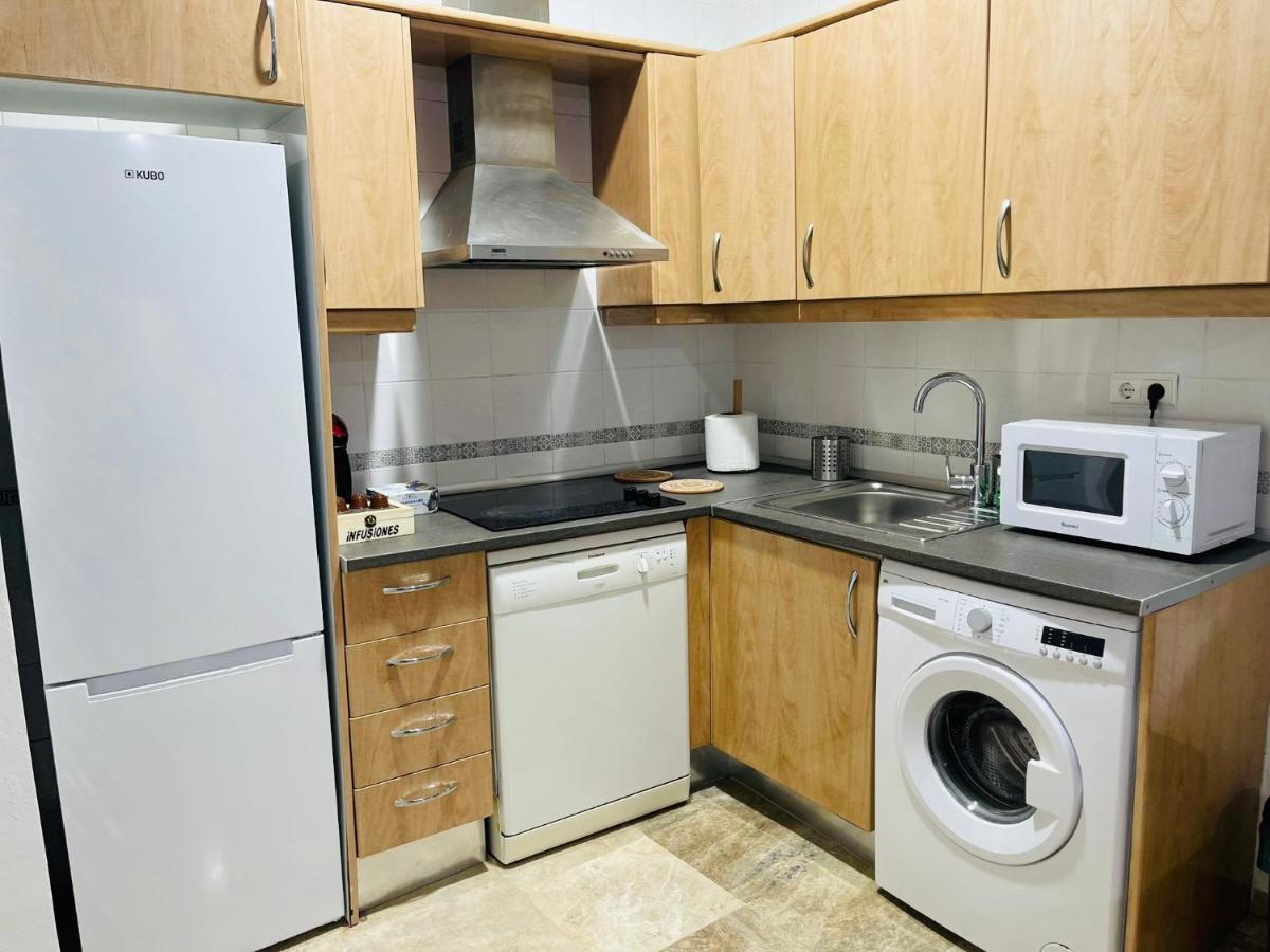 Apartamento Acogedor Y Moderno En Pleno Centro De Sevilla Con Parking Gratis Ngoại thất bức ảnh