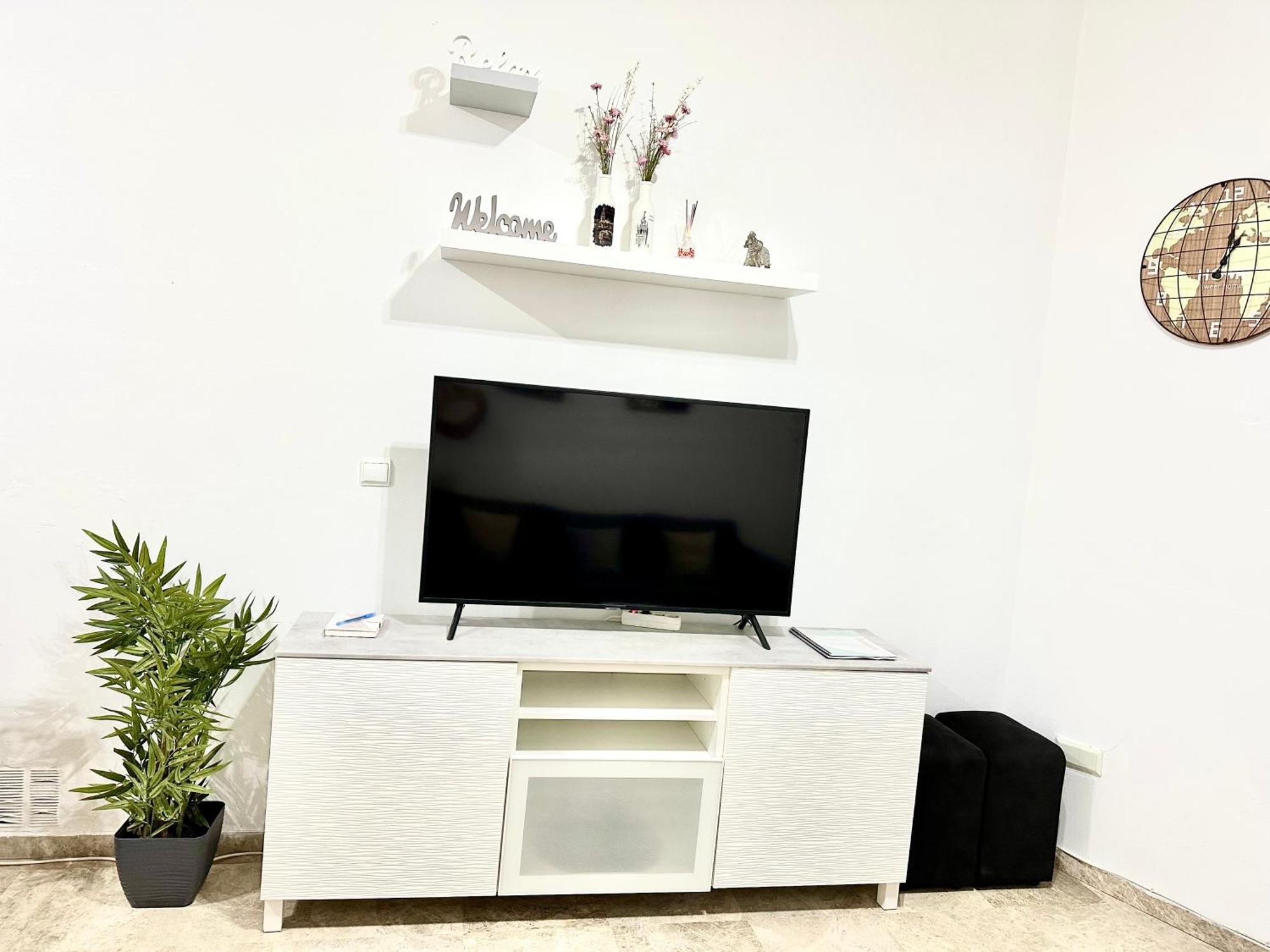 Apartamento Acogedor Y Moderno En Pleno Centro De Sevilla Con Parking Gratis Ngoại thất bức ảnh